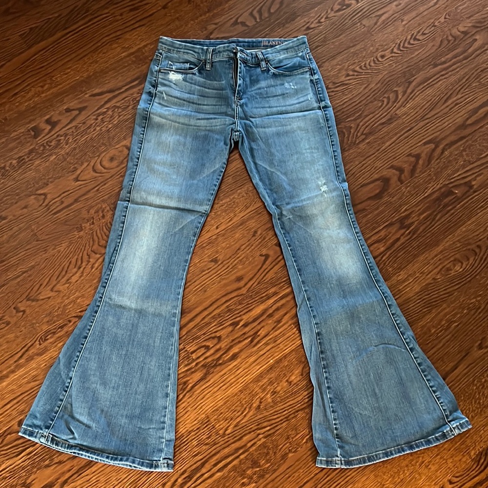 BLANK NYC size 31 Flare jeans!!